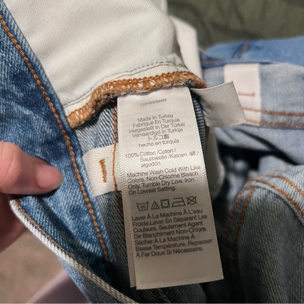 Madewell The 90s Straight Jean - Picture 8 of 8